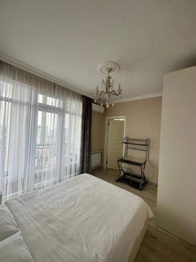 Apartment 7 Батуми Экстерьер фото
